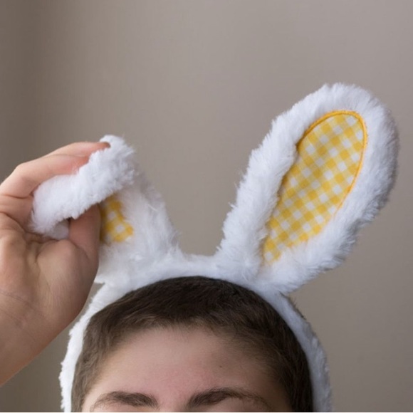 โค๏ธ FREE with any purchase ๐๐ฝ Super Soft & Fuzzy ๐ฐ๐ White Bunny Ears Easter - Picture 3 of 10